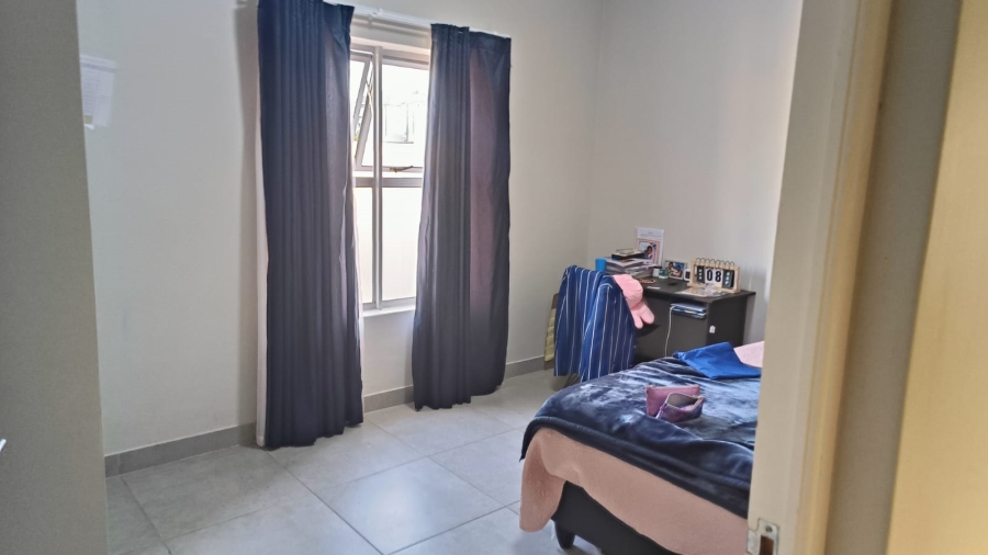 To Let 3 Bedroom Property for Rent in Parklands North Western Cape